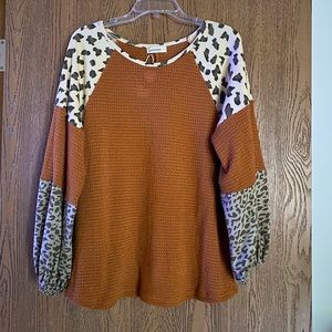 NWT 🏷 Boutique Animal Print Colorblock Sweater